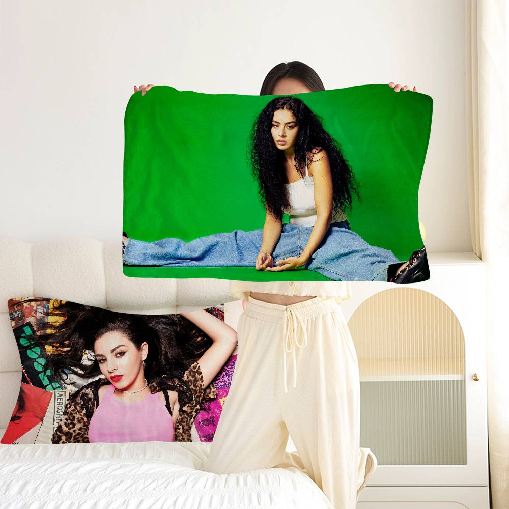 Singer C-Charli X-XCX Premium  – Home Textiles Premium Bewertung und Preis